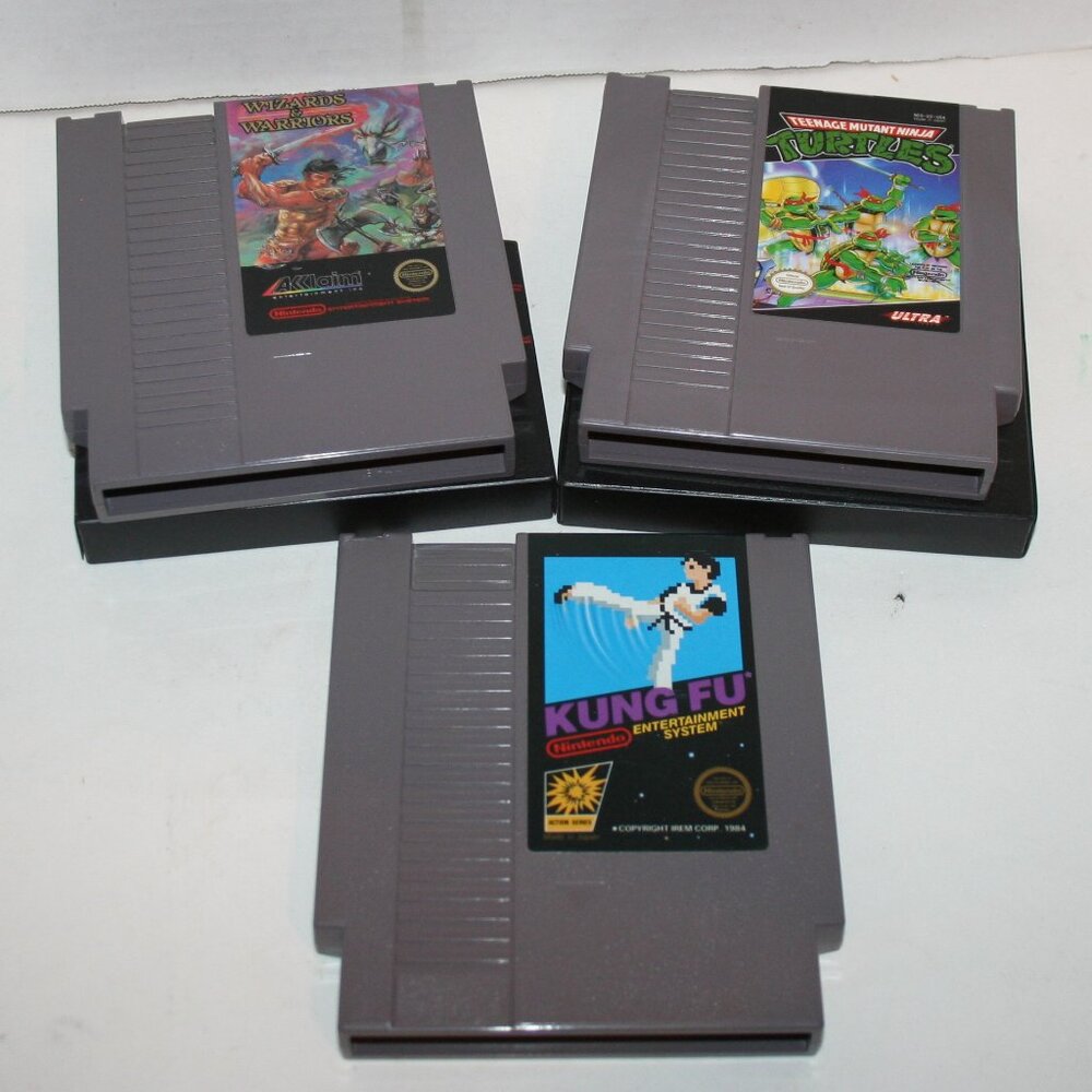 Vtg Nintendo Wizards & Warriors  / Kung Fu /  Turtles Video Games LOT # 7